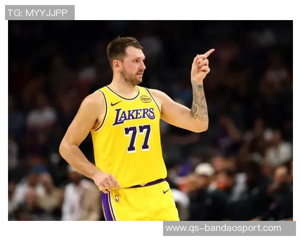 东契奇谈常规赛前训练计划强调球队需理清战术与配合问题